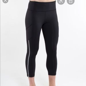 Lululemon Run: Back on Track Crop